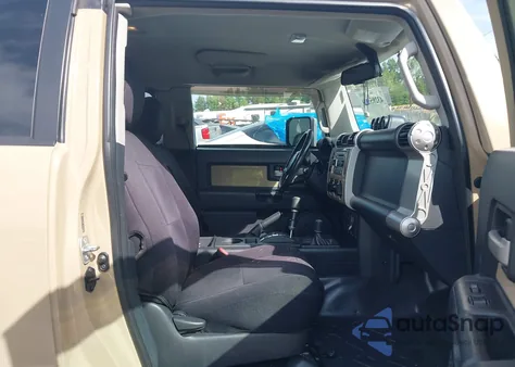 2011 Toyota Fj Cruiser from USA, damaged, VIN JTEBU4BF1BK099484